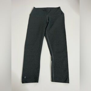 Nobull Cropped Capri Leggings Size Small Gray